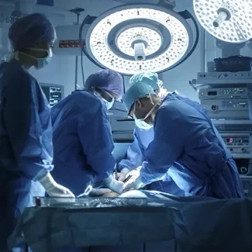 operación feminización facial